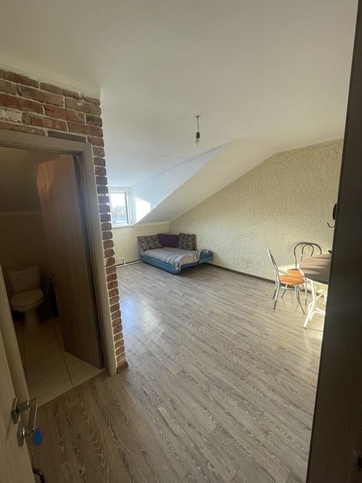 Сдам комнаты  ( 2 комнатную,1 комнатную ) в центре затаболовке