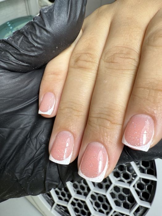 Маникюр,наращивание, педикюр