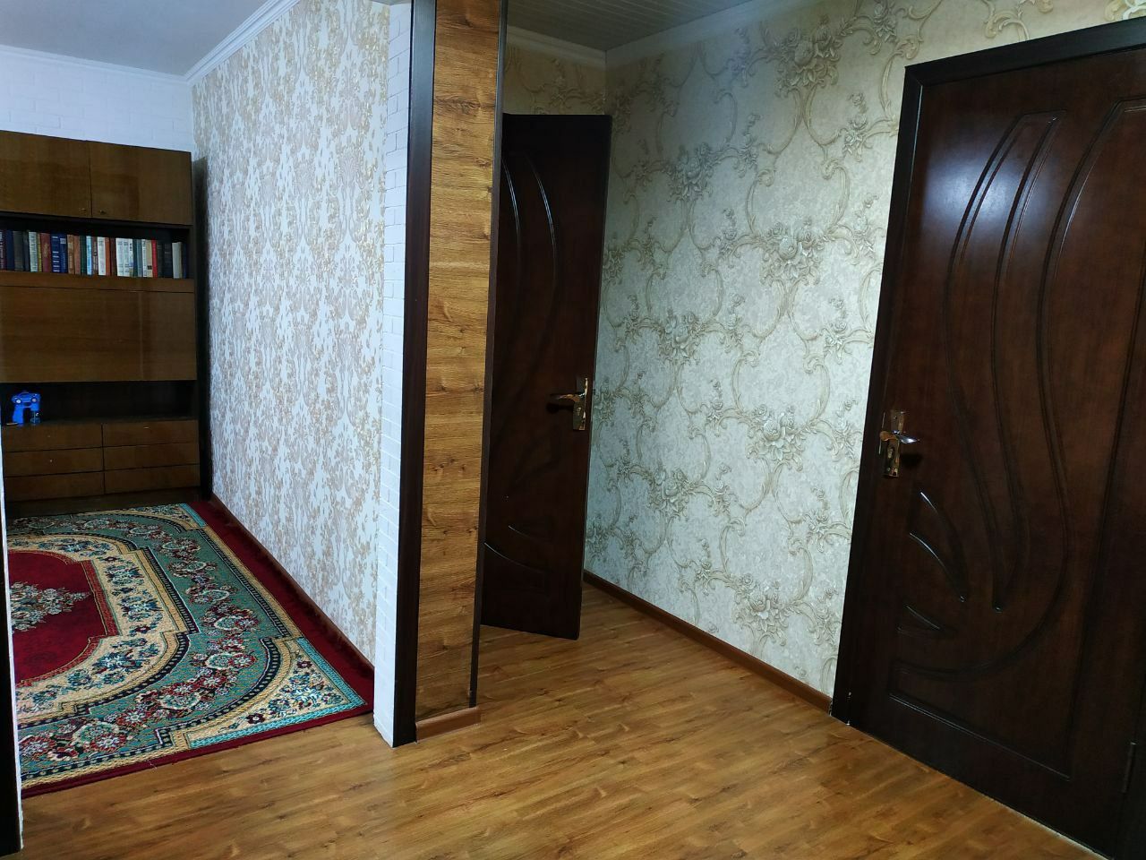 Продается своя 3-х комн.кв. Авиагородок. Аэропорт.