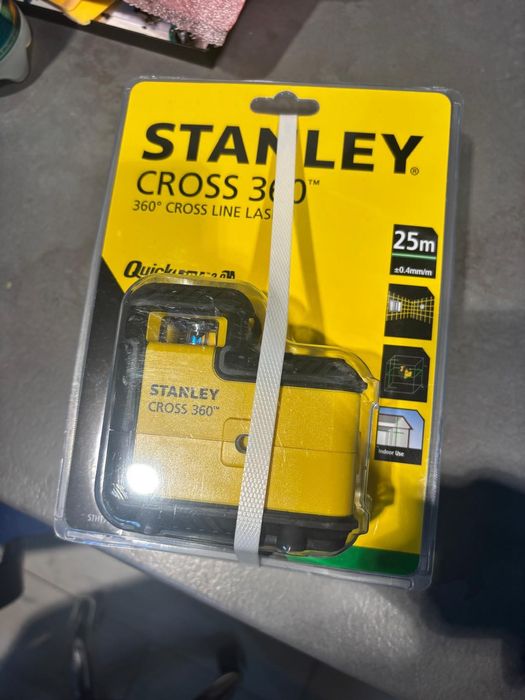 Nivelă Laser Cross 360 verde Stanley STHT77594-1