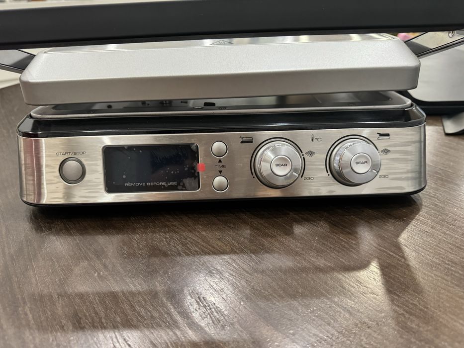 Гриль Delonghi cgh1030d почти новый