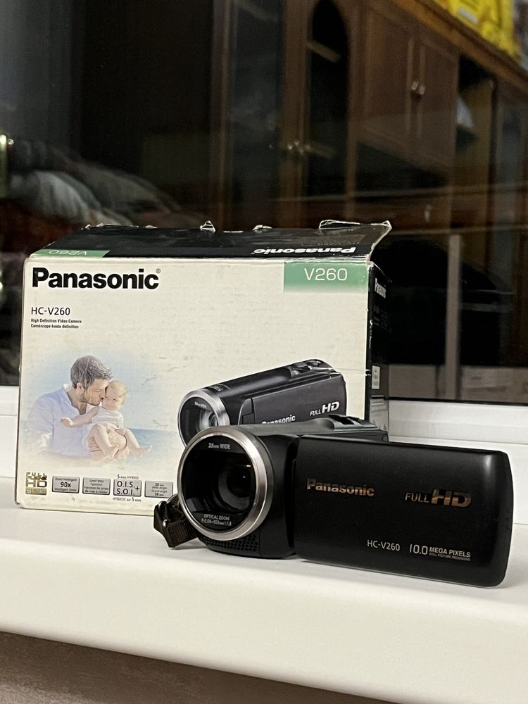 Видеокамера Panasonic HC-V260