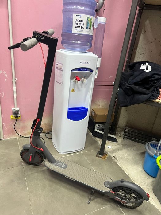 Vand trotineta electrica