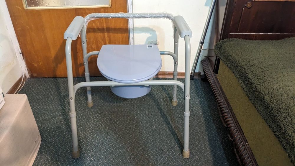 Scaun rotile pliabil