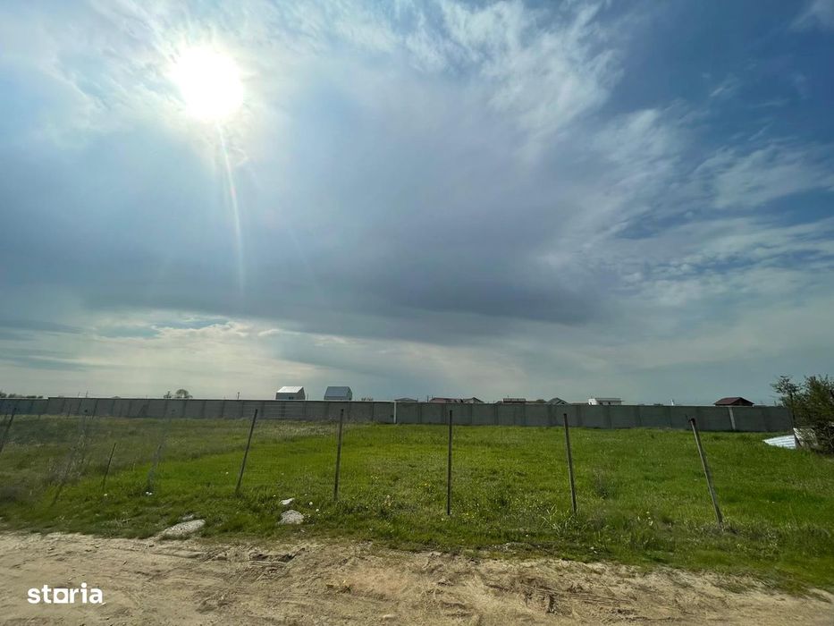 Vând teren zona Aeroport