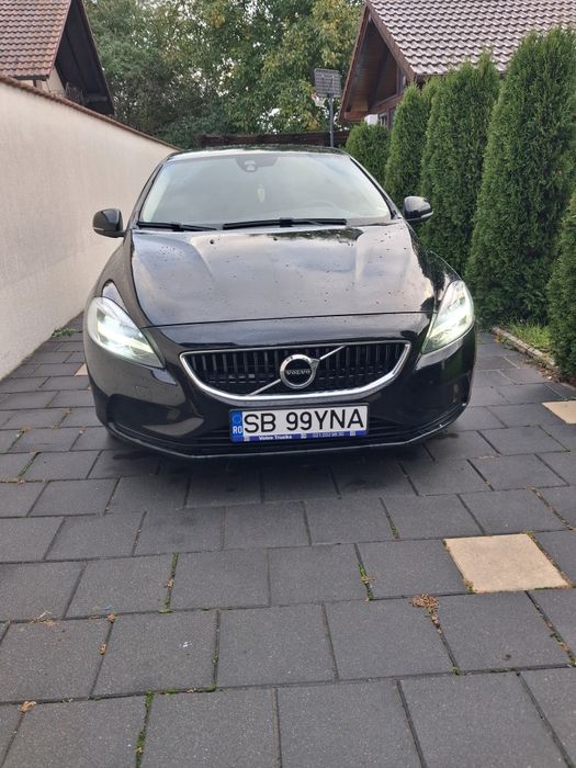 Volvo v40 2017  2.0 diesel