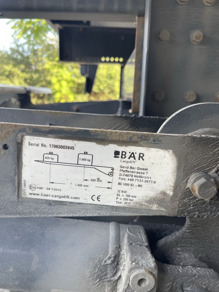 Продавам фургон SAXAS с падащ борд  1000кг -6.2м /за ивеко, камион,бус