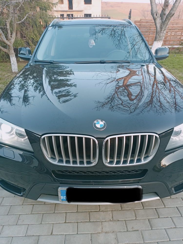 Vând BMW X3 foarte bine întreținut