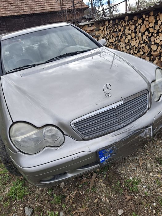 Mercedes c200 stare f buna,circula,