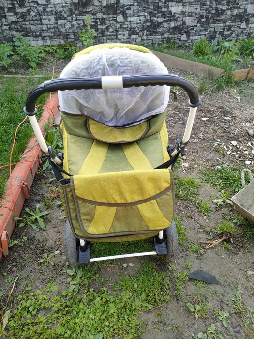 Продам коляску (лето,зима)