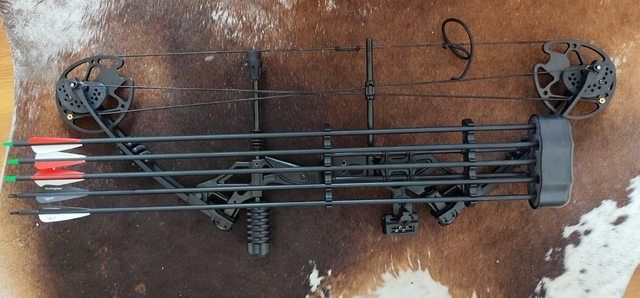 Compound bow / Полиспастен лък CB ROBIN MASTER