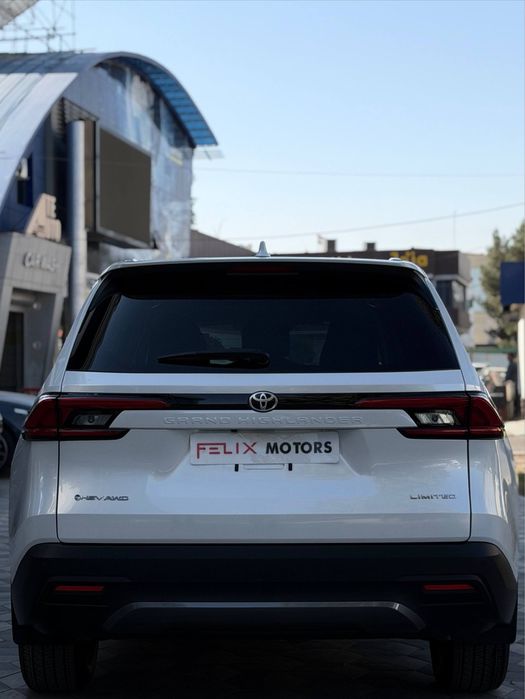 Toyota Grand Highlander Limited (HYBRID)