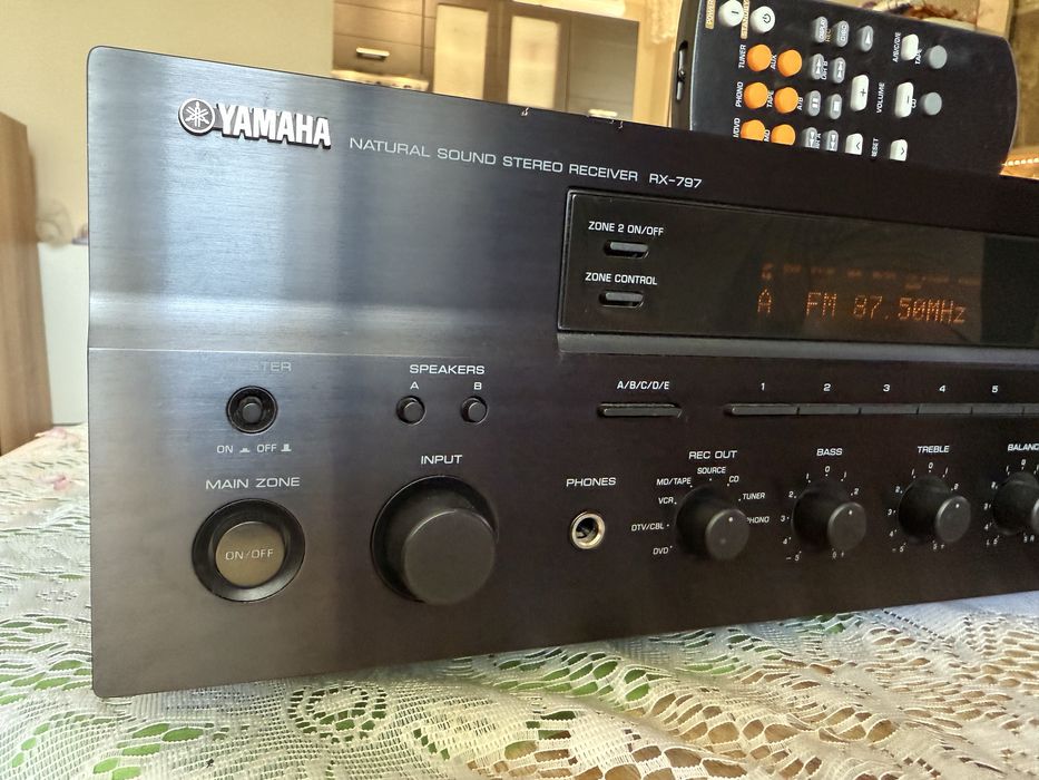 Yamaha RX-797 Качествен стерео ресивър
