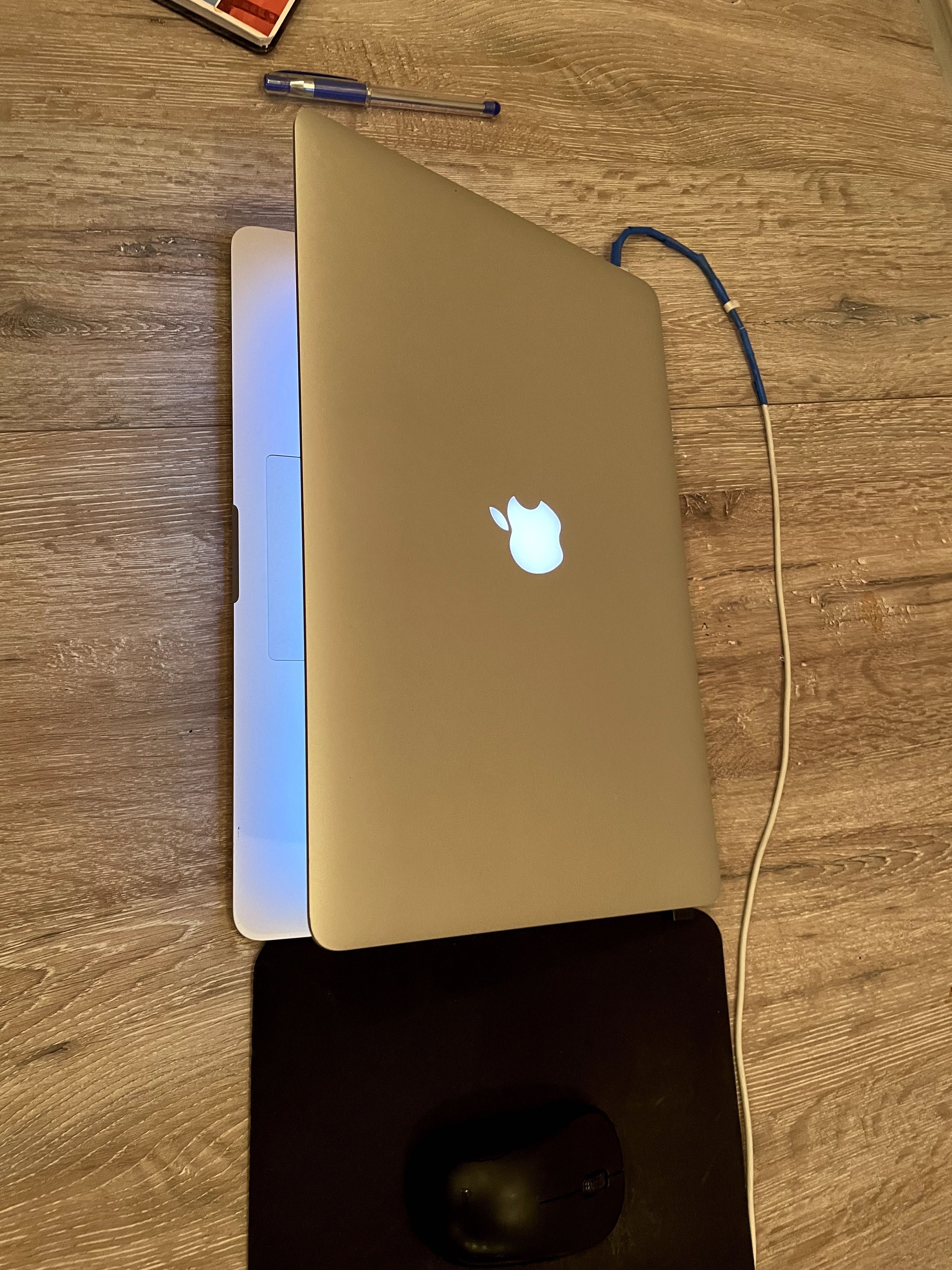 MacBook Pro (Retina, 15-inch, Early 2013)