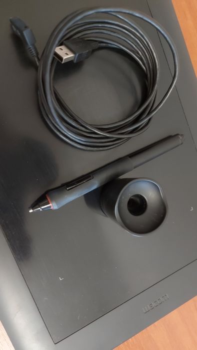 Продам Wacom intuos pro M