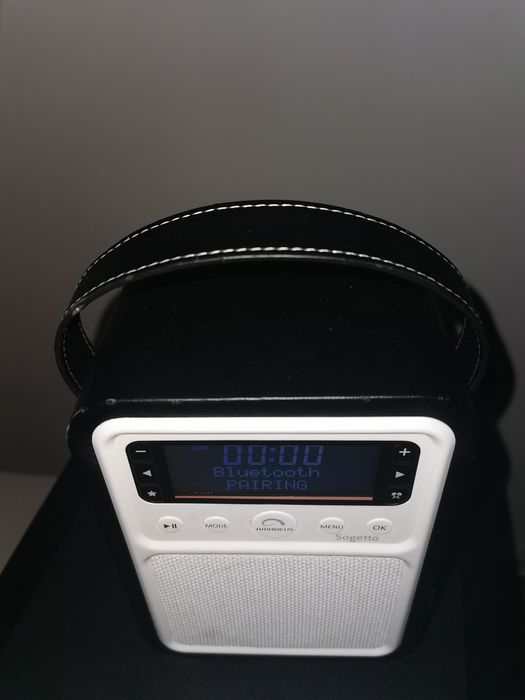 Amadeus Sogetto bluetooth portabil.Behringer DR112
