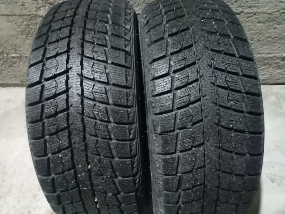 Автошины 215,60,16