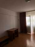 Închiriez apartament 2 care trivale complexul 2 etajul 4 pitesti
