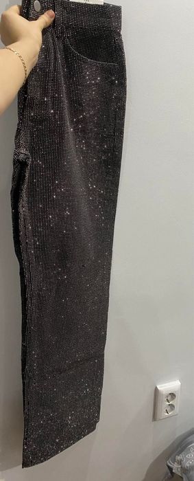 Нови дънки Zara с камъни