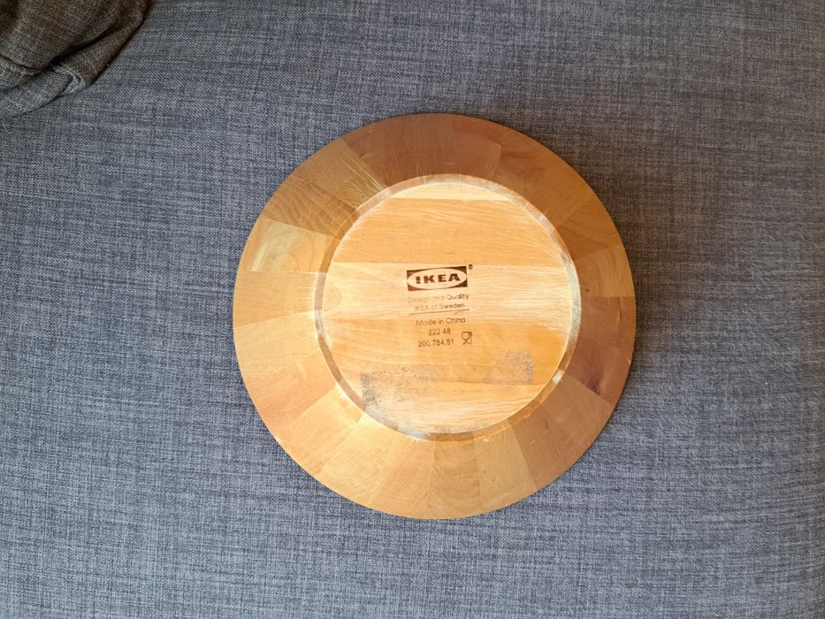 Чаши и чинии нови