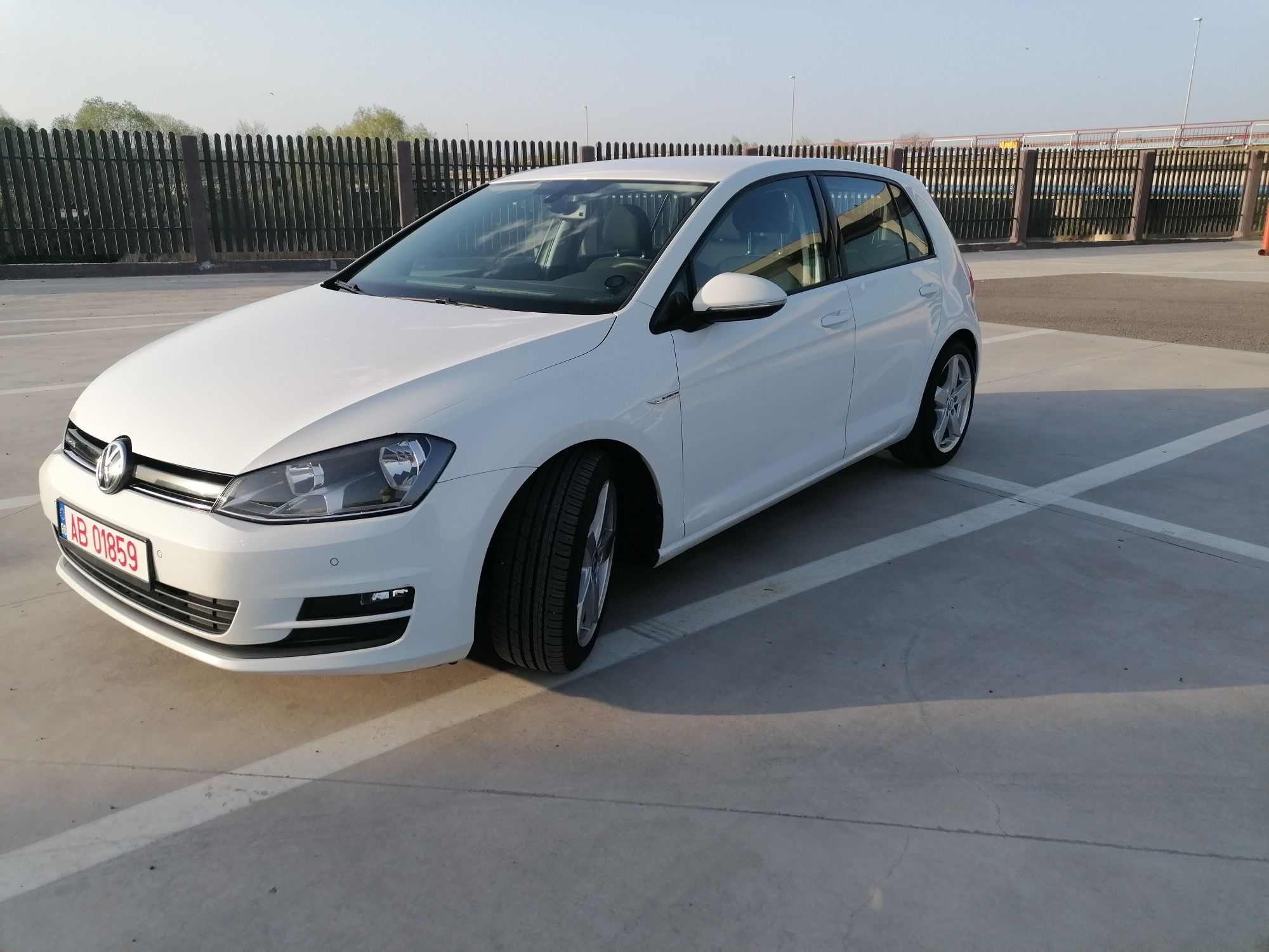 Vând Golf 7  BlueMotion