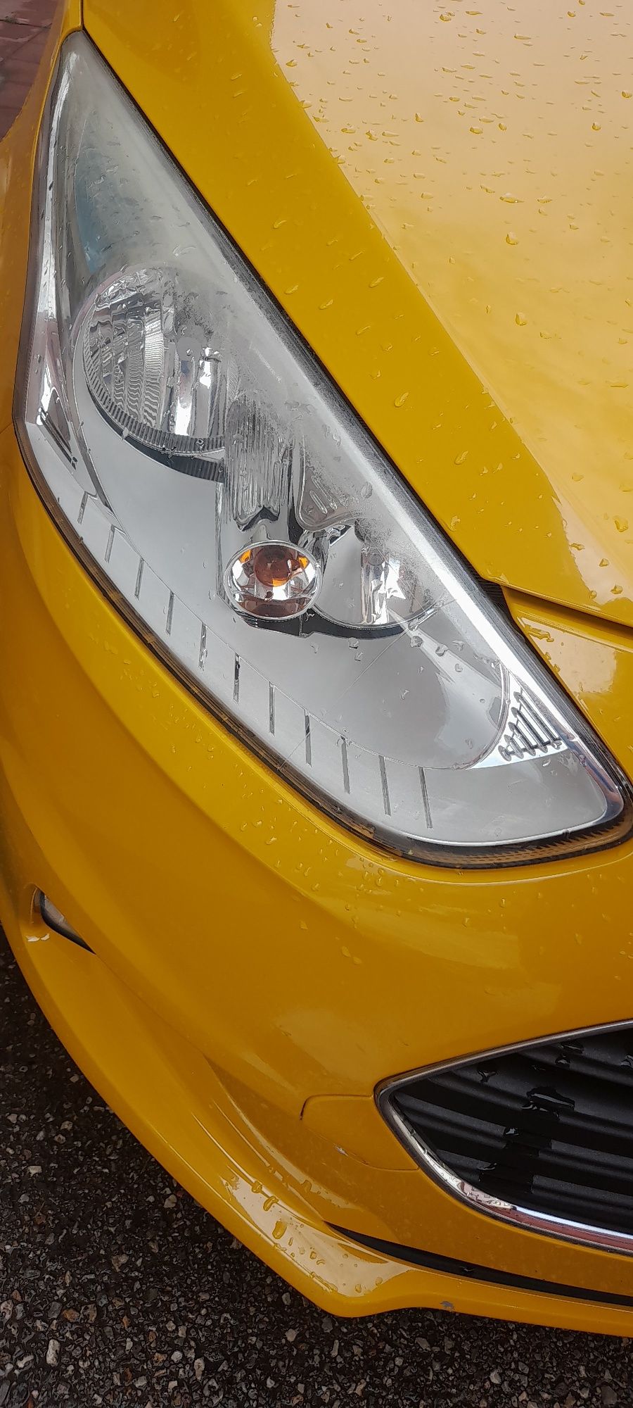 Фар за Ford B max