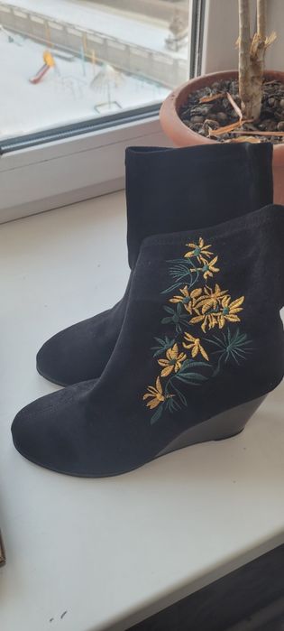 Продам батильоны демисезонные