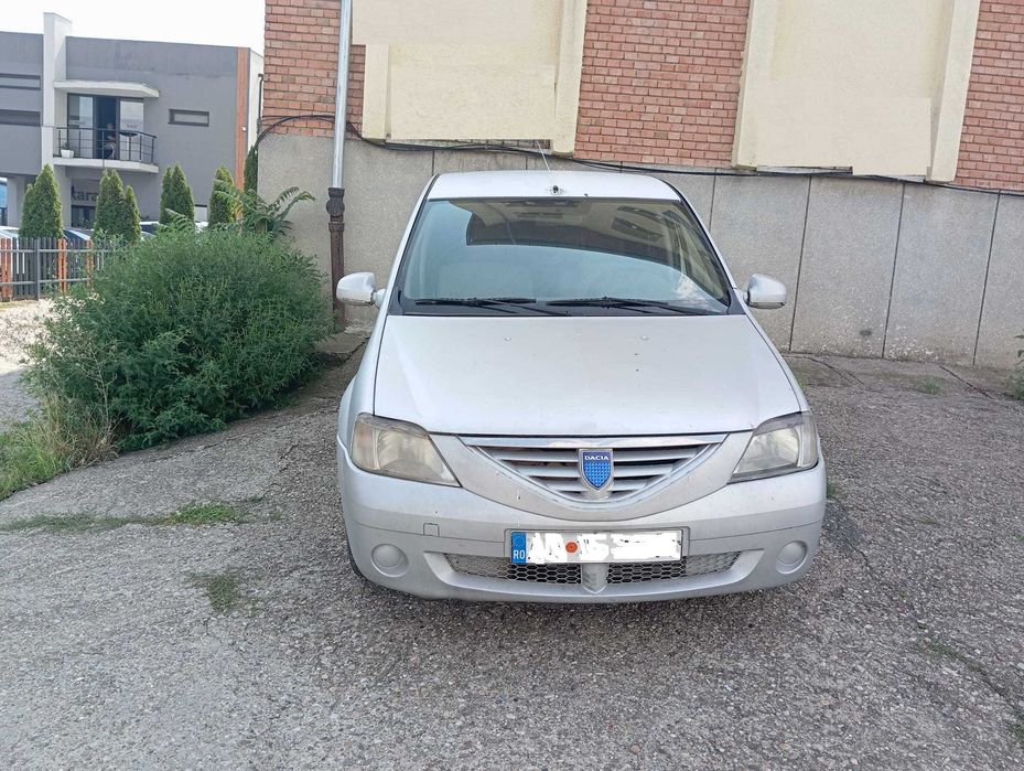 Vând Dacia Logan 1.5 dci, an 2007, Euro 4. Pret, 900 Euro, ușor neg.