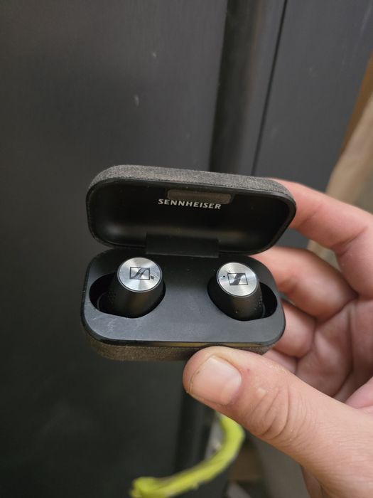 Vand Casti Sennheiser momentum 2 touch nefunctional