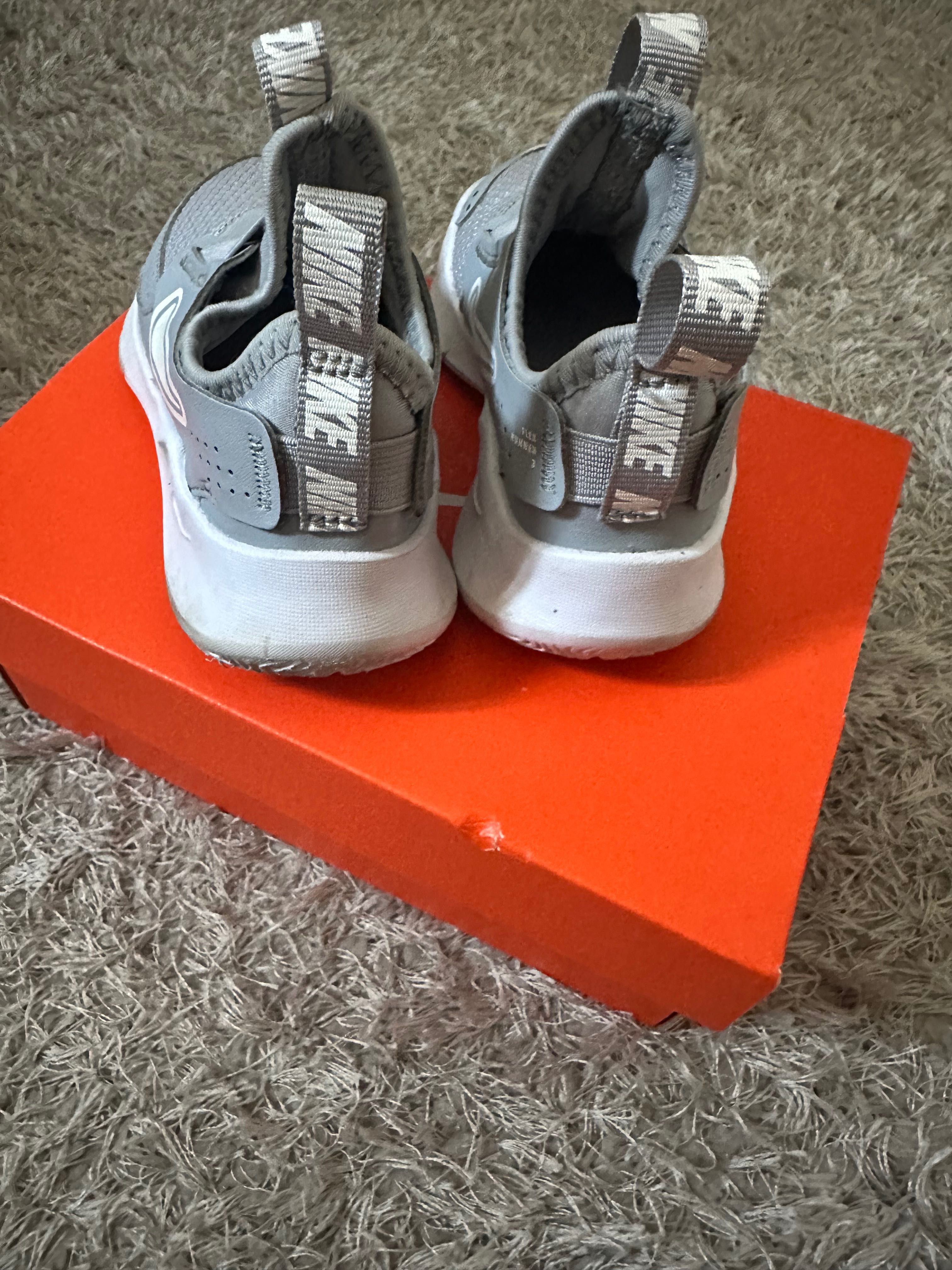 Детски маратонки Nike Flex 3