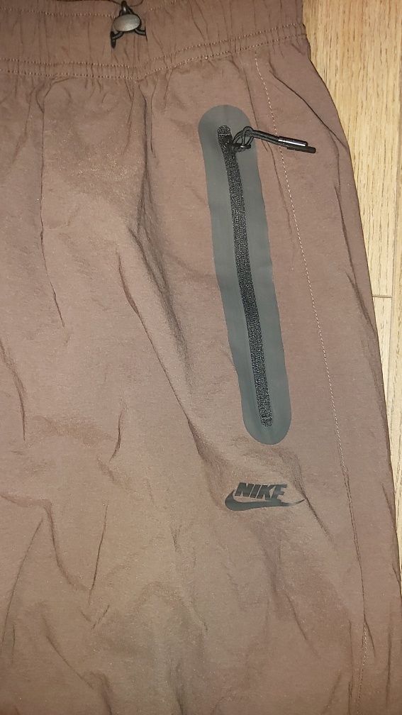 Nike Tech woven Пантолони - Размер S