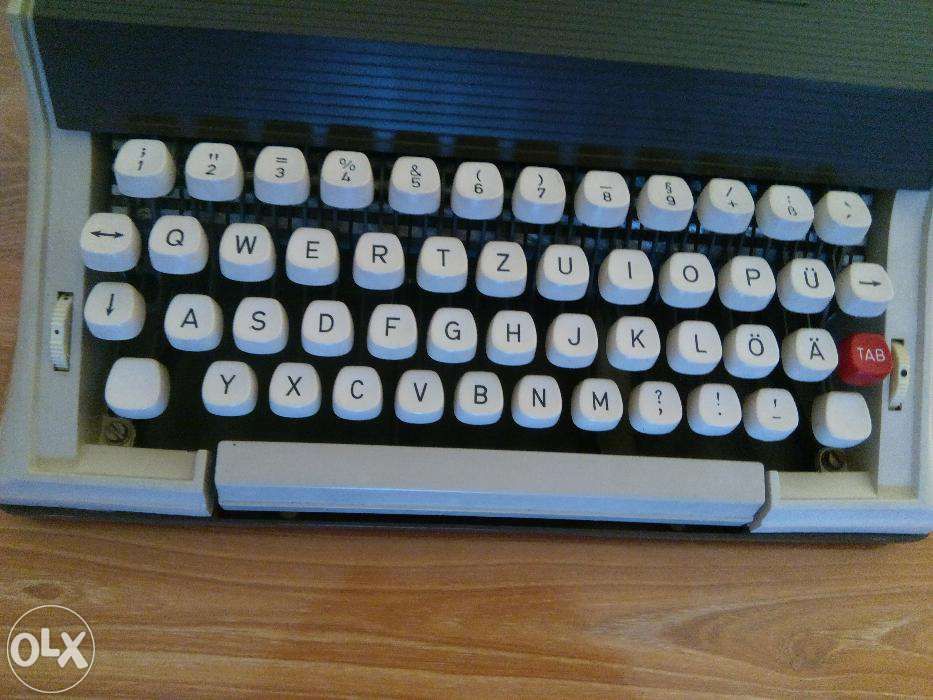 Mașină de scris messa 2000s