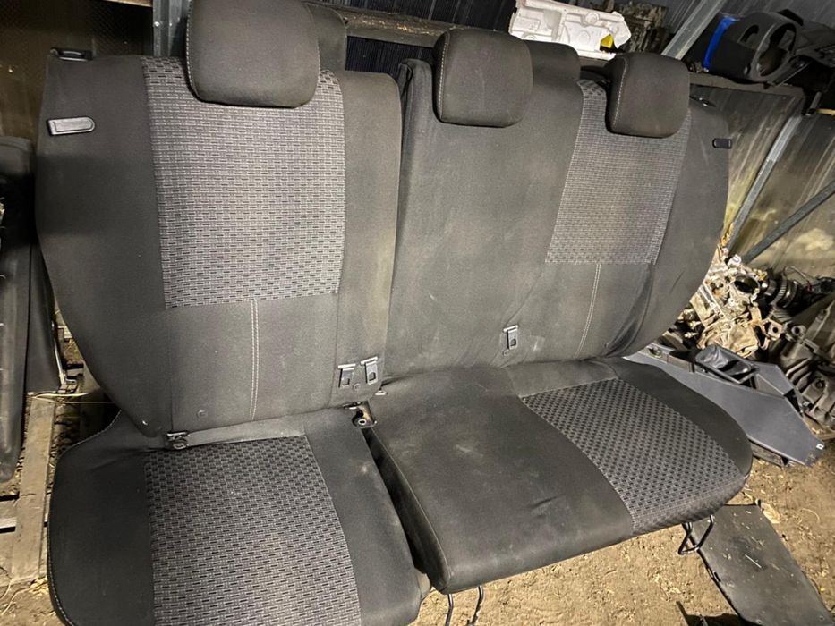 Сиденья Лада Гранта Приора Ларгус