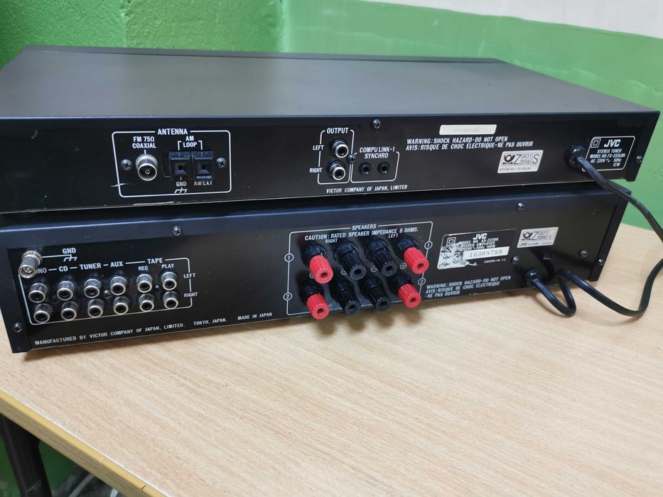 Усилвател и тунер JVC