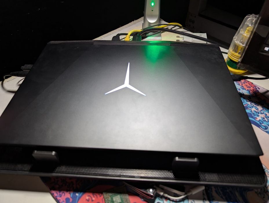 Продам игровой ноутбук Lenovo Legion Y545
