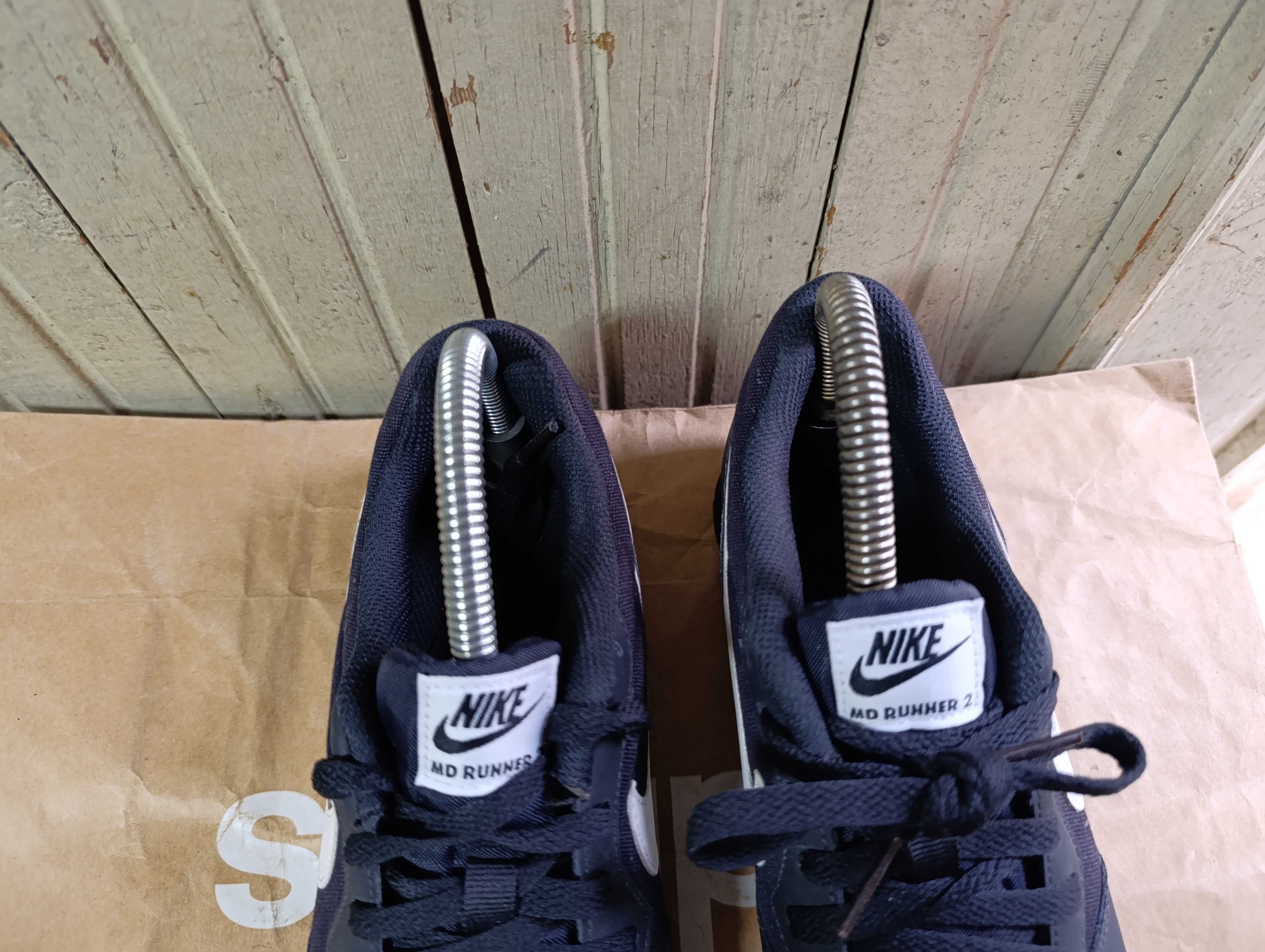 '' Nike MD Runner 2''оригинални маратонки 40 номер