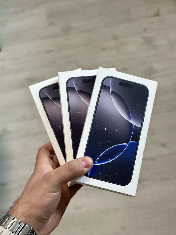 iPhone 16 Pro / 128 GB / Sigilate / Noi / Garantie 12 Luni / Negre