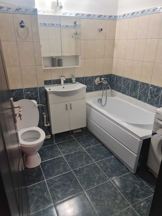 Inchiriez apartament doua camere