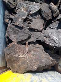 Cărbune lignit sortat manual