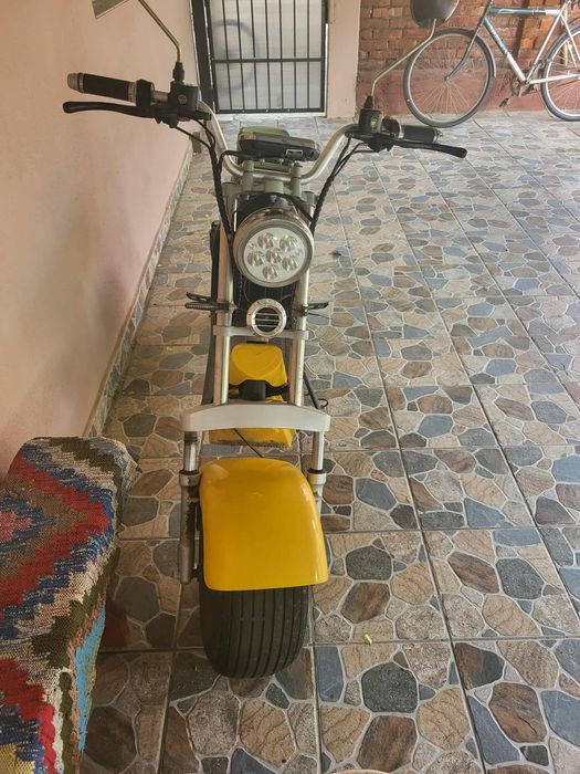 Vând scuter electric