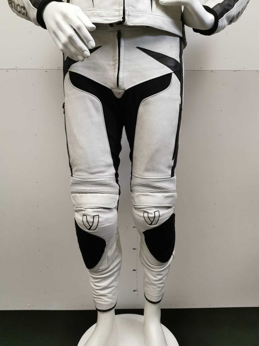 Costum moto piele marca Vanucci marime 50/52