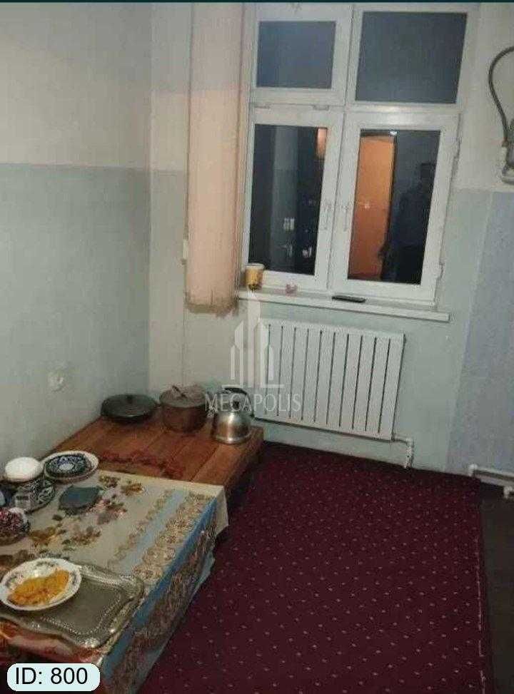 Vetrenniy 3 xonli kvartira tez va arzon sotiladi №800