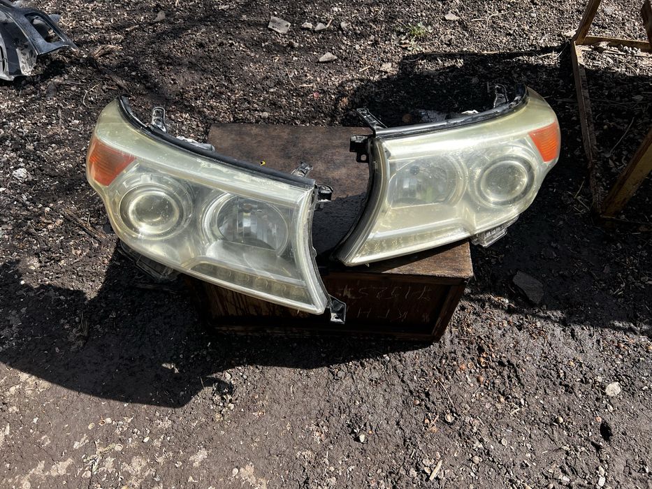 Фары Ланд Крузер Land Cruiser  200