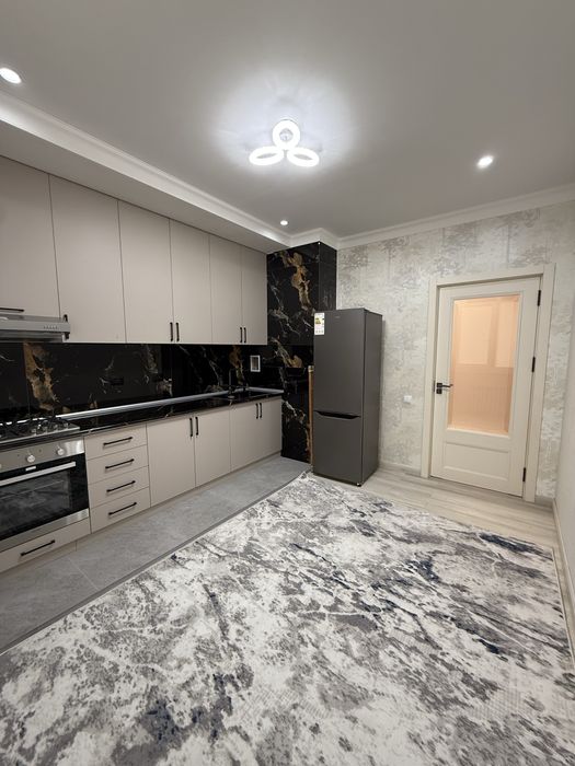 Сдается 1 ком 44 м2  люкс квартира