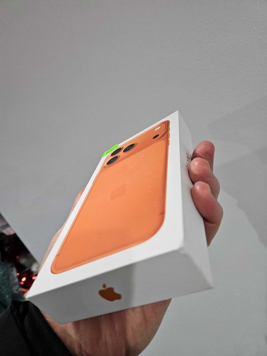 Iphone 17 pro max 512 gb nou la cutie accept schimb.