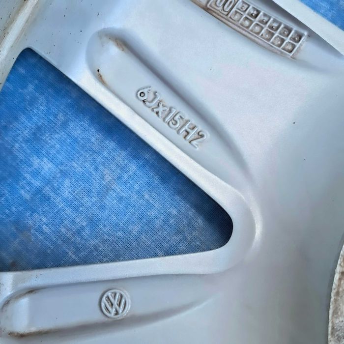 Vând set roți aluminiu R15 VW 4x100 - Polo Up! Polo 4 Citigo Mii