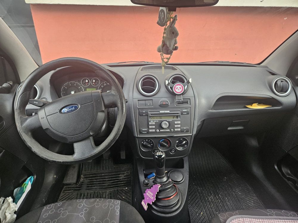 Ford Fiesta 1.3i 64cp | benzină