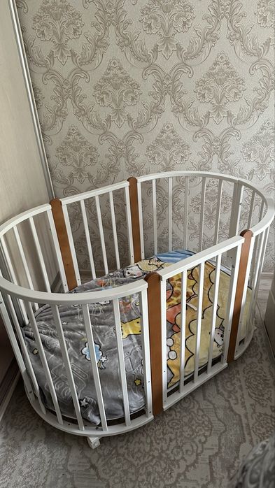 Продам кровать и к ним 2 матраса