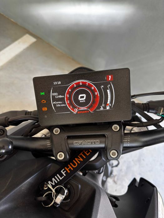 CFMOTO 300NK 2023