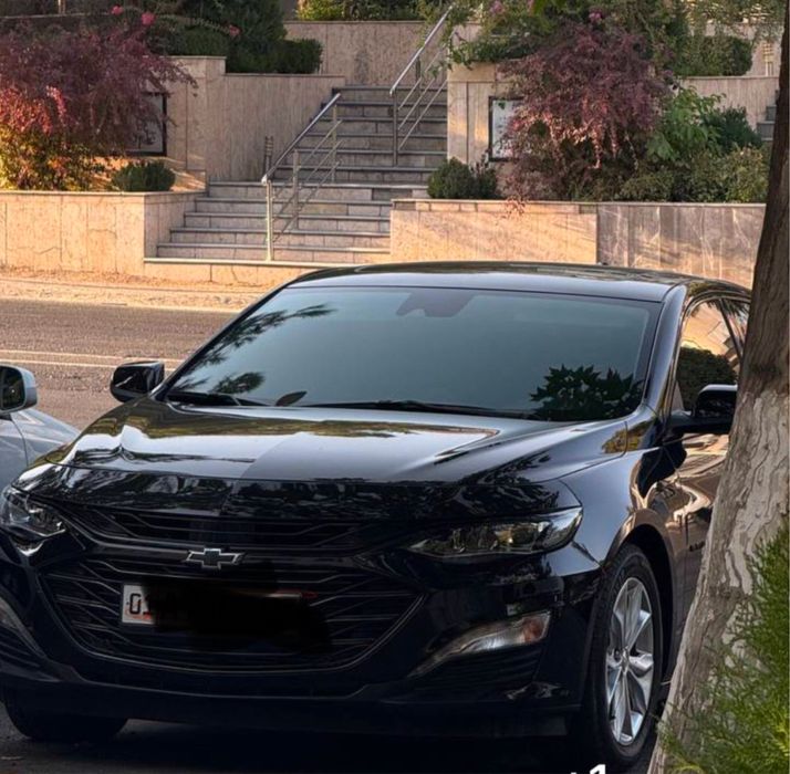 Malibu XL 2023      Probeg 18 000.     Rangi qora.      Kraska toza.